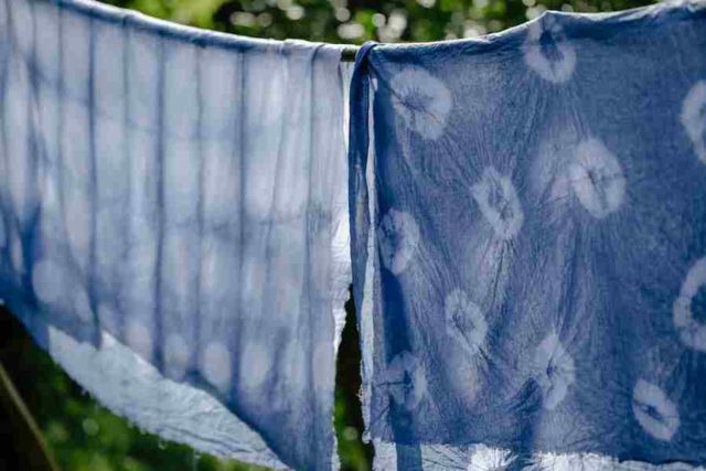 how to wash multiple tie dye shirts together